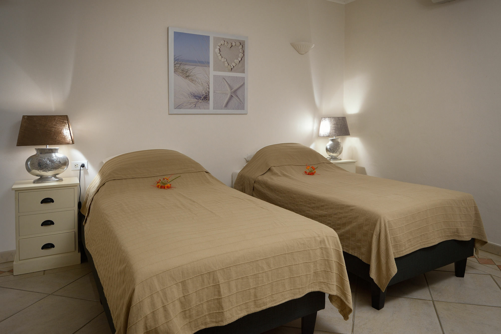 Belmar Oceanfront Apartments Bonaire Exterior foto